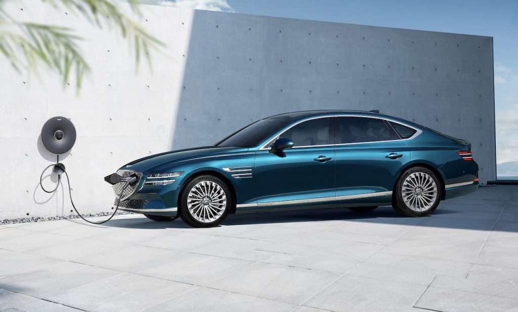 genesis g 90 in carica