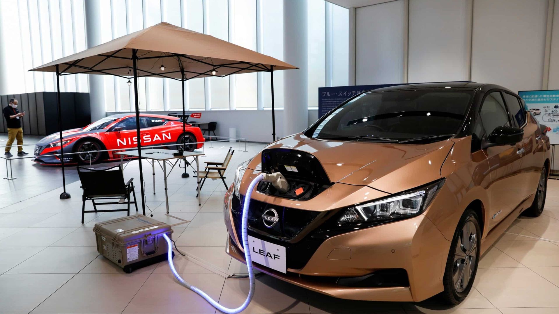 Giappone, tra tecnologia e tradizione non c'è posto per l'auto elettrica