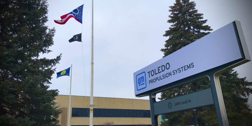 GM ritarda un'altra importante iniziativa EV dopo aver rinviato Silverado RST e GMC Sierra EV | Elettronauti.it