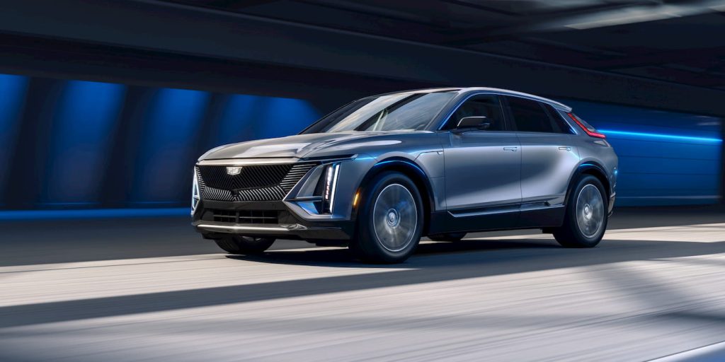GM dà il via alla campagna europea per i BEV con la Cadillac Lyriq da 85.000 Euro - A seguire altri modelli | Elettronauti.it