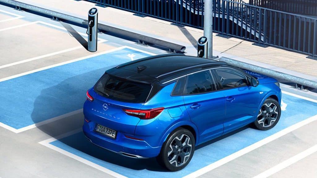 Nel 2024 Opel Grandland sarà 100% elettrica. | Elettronauti.it