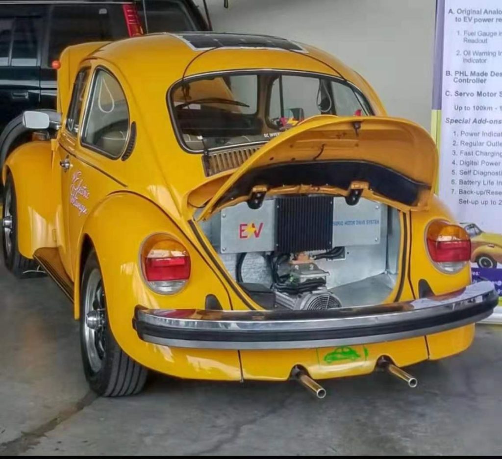 Questo kit da 2.000 dollari proveniente dalla Cina converte un classico Maggiolino VW in elettrico | Elettronauti.it
