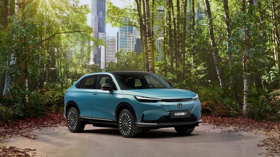 Honda svela il SUV elettrico e:Ny1