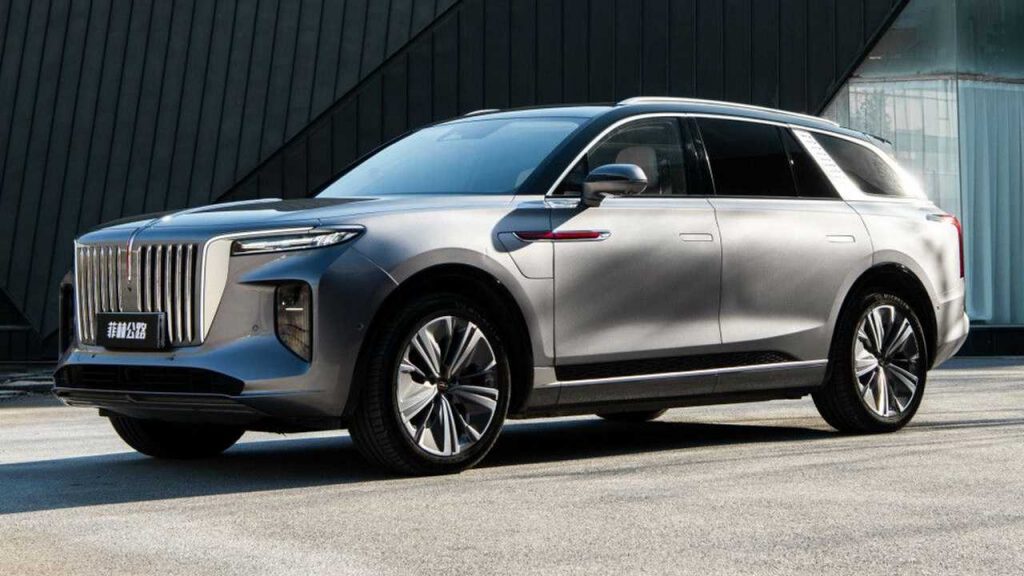 Hongqi E-HS9 Anteriore
