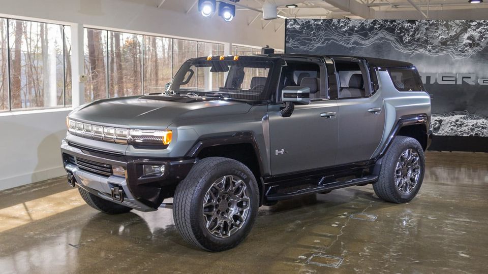 SUV Hummer EV - All’asta per beneficenza