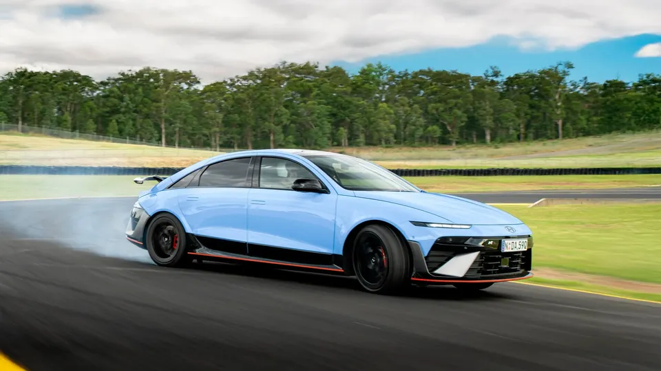 Hyundai-ioniq-6 N