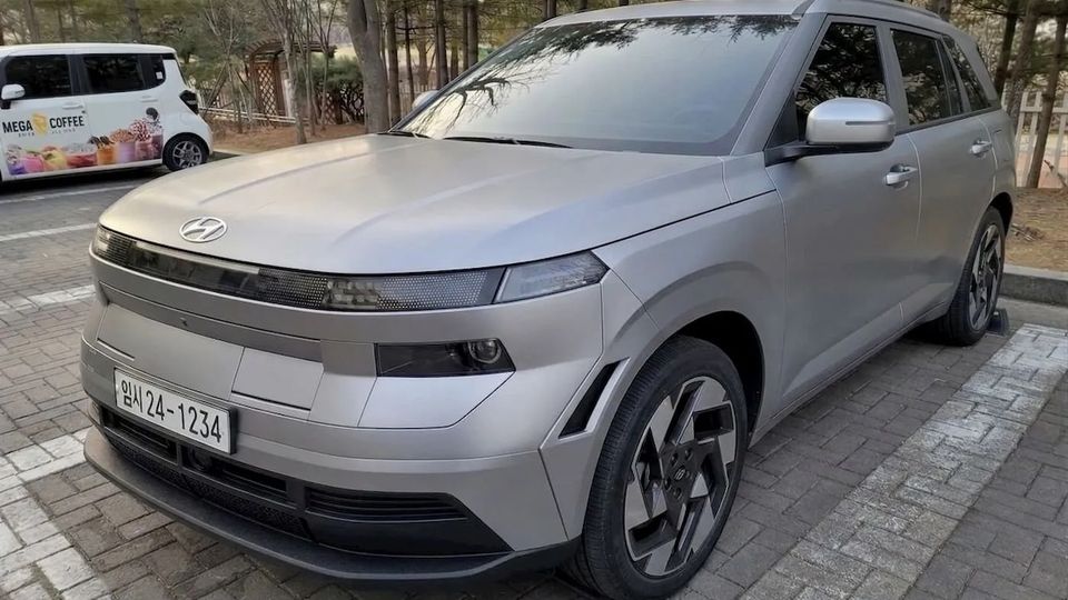 Nuova Hyundai Kona: il redesign trapela online