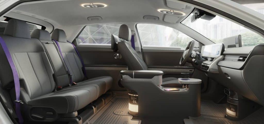 Hyundai Ioniq 5 a guida autonoma di Lyft interni