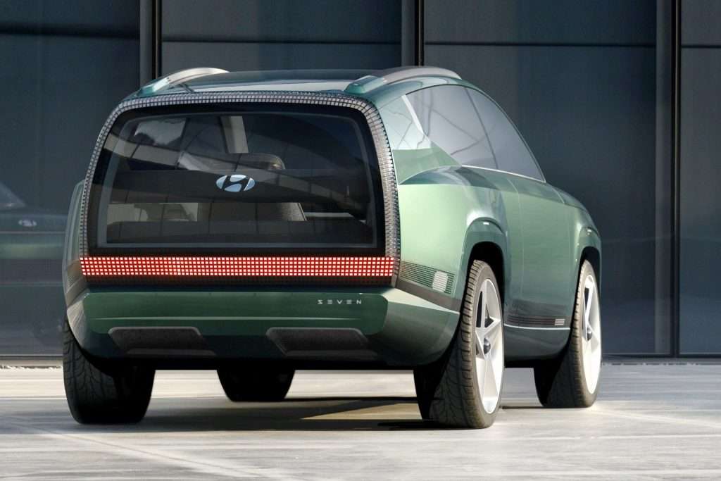 hyundai ioniq 7 posteriore