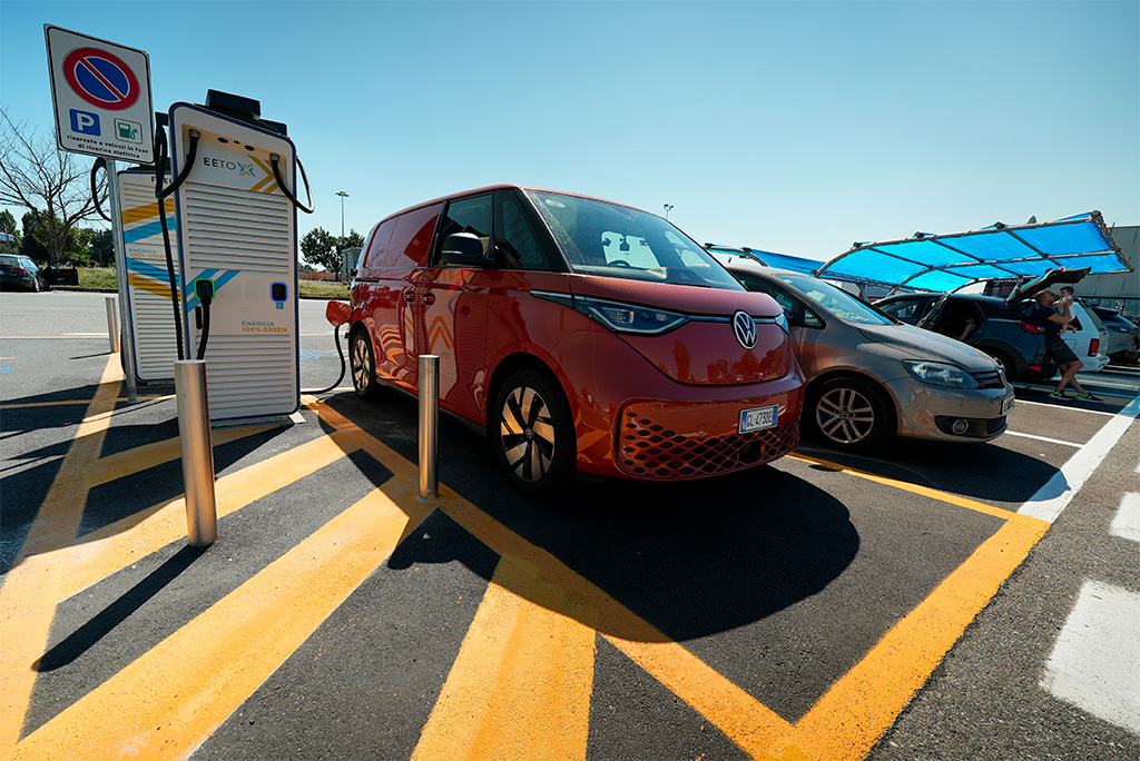 idbuzz cargo 1000km elettronauti