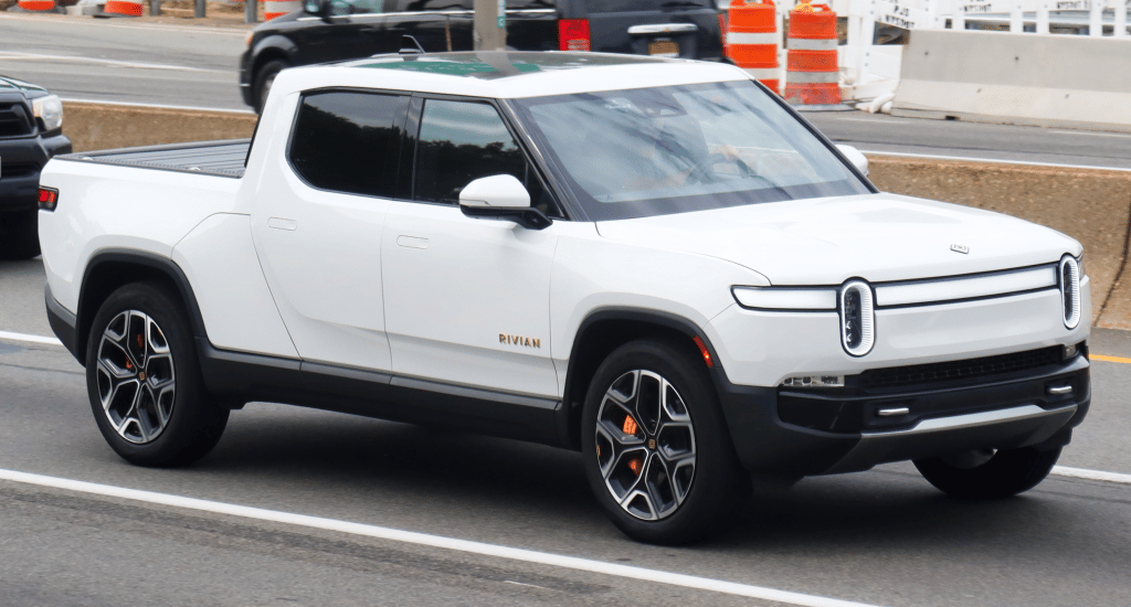 Rivian R1T Bianco