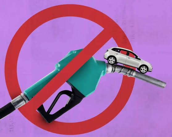 Laos vieta benzina e diesel: solo EV importate | Elettronauti.it