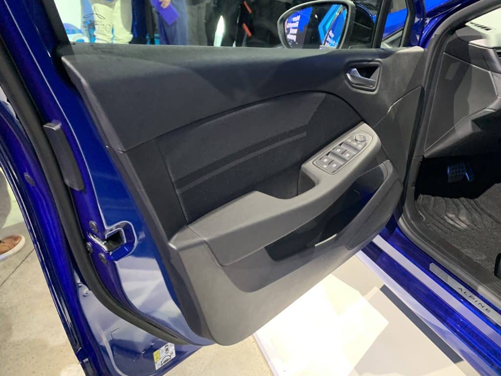 La "vera" nuova Clio E-Tech | Elettronauti.it