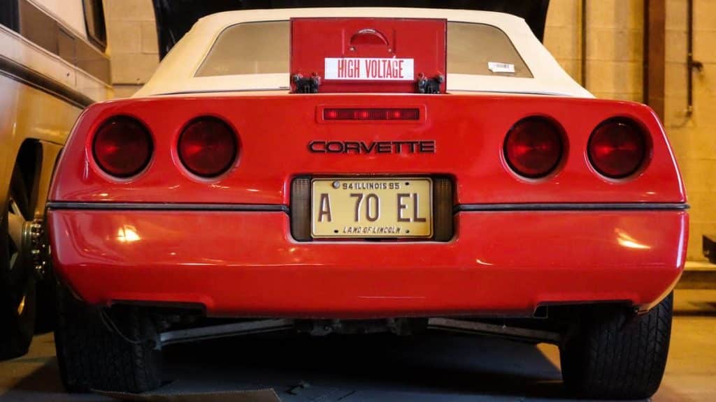 In vendita una potente Chevy Corvette elettrificata 30 anni fa da Motorola | Elettronauti.it