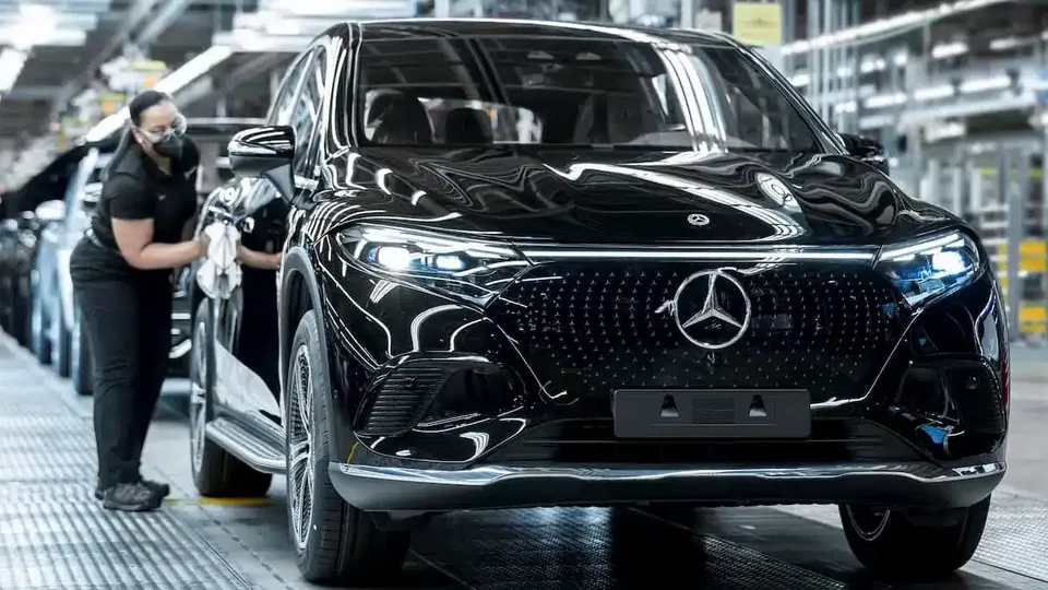 Le vendite di Mercedes-Benz EV sono cresciute di oltre il 600% nell'ultimo trimestre negli Stati Uniti, raggiungendo una quota totale del 15%