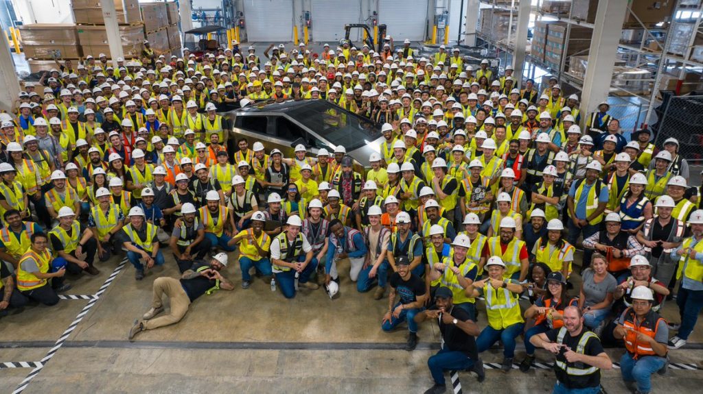 Tesla ha costruito il "primo Cybertruck" a Giga Texas | Elettronauti.it