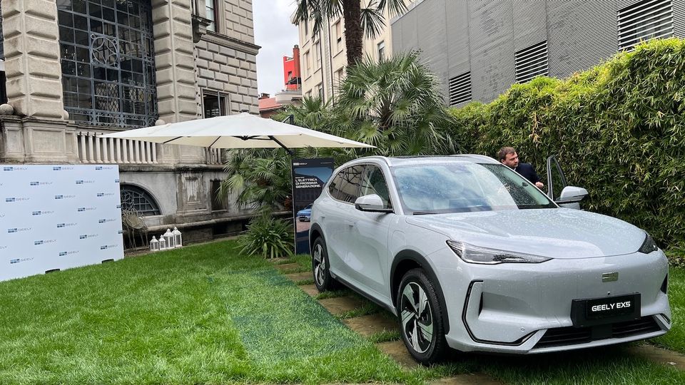 Geely EX5 elettrico debutta in Italia, lo abbiamo provato