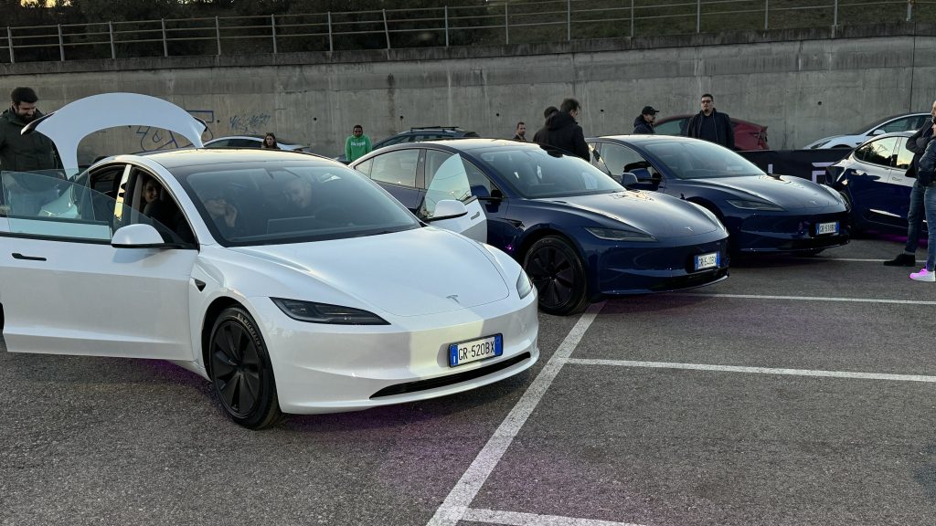 Inaugurazione Tesla Hub Store Verona | Elettronauti.it