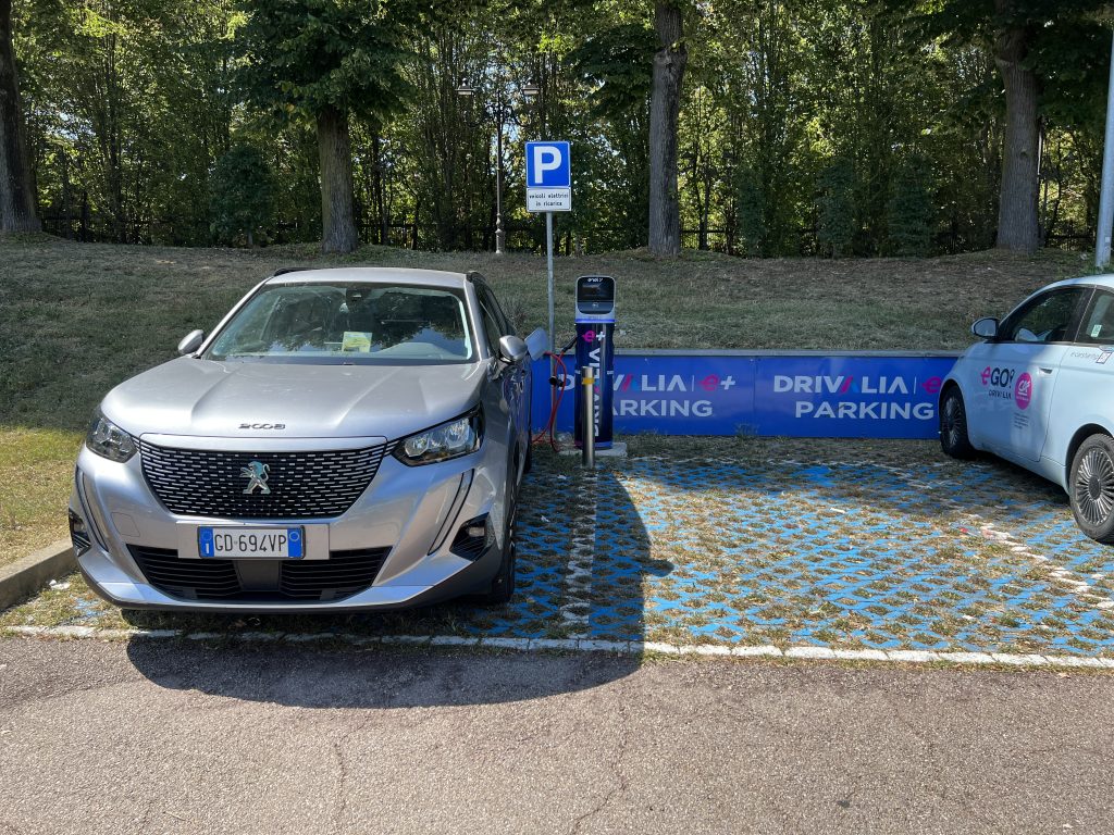Come viaggiare in elettrico con auto sempre diverse! La mia scelta CarCloud Drivalia | Elettronauti.it