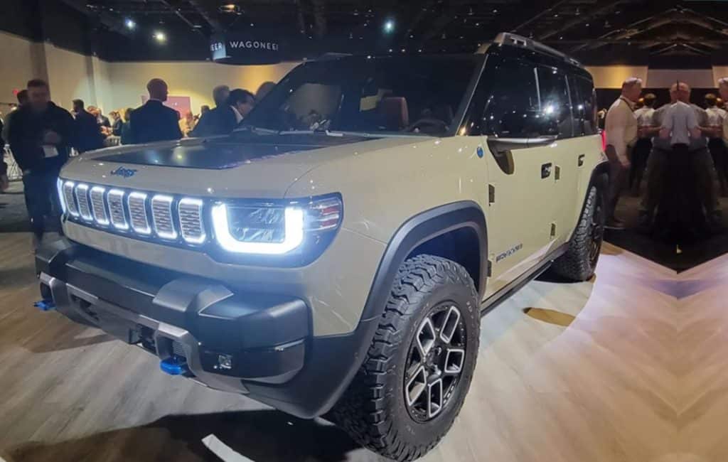 Jeep ha mostrato il Recon Moab 4xe totalmente elettrico ai concessionari americani | Elettronauti.it