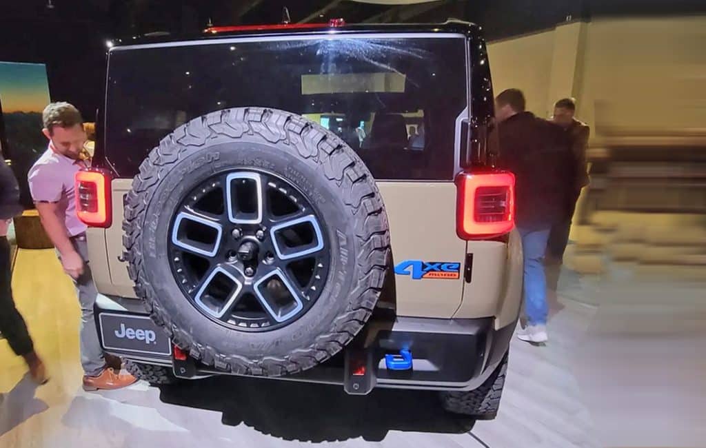 Jeep ha mostrato il Recon Moab 4xe totalmente elettrico ai concessionari americani | Elettronauti.it