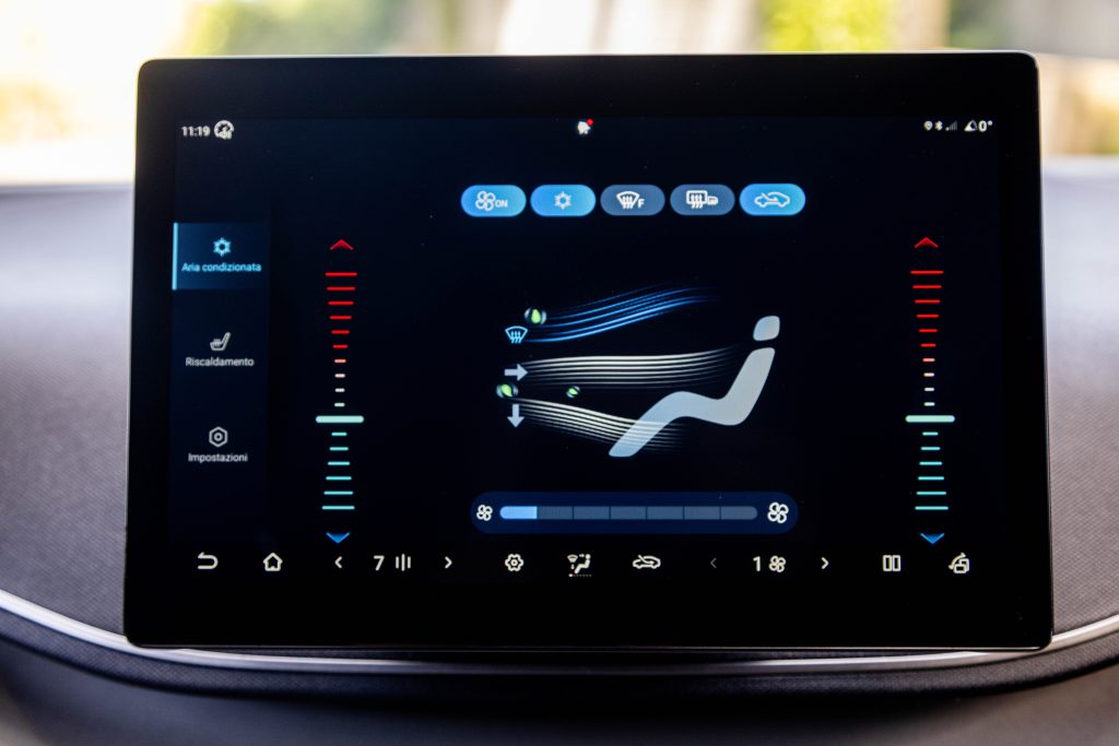 interni byd dolphin surf gestione climatizzatore