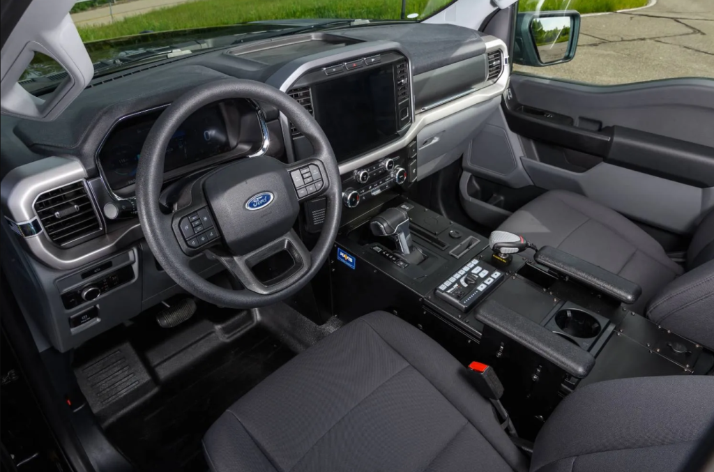 Attenzione: Ford F-150 Lightning Pro SSV, il camion della polizia elettrico, sta per arrivare sulle strade americane | Elettronauti.it