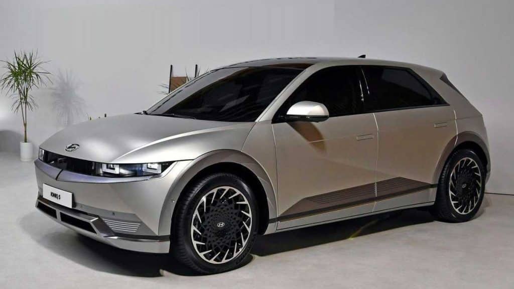 Il garante per la pubblicità del Regno Unito dice che le affermazioni di velocità di ricarica Toyota e Hyundai EV sono "fuorvianti" | Elettronauti.it