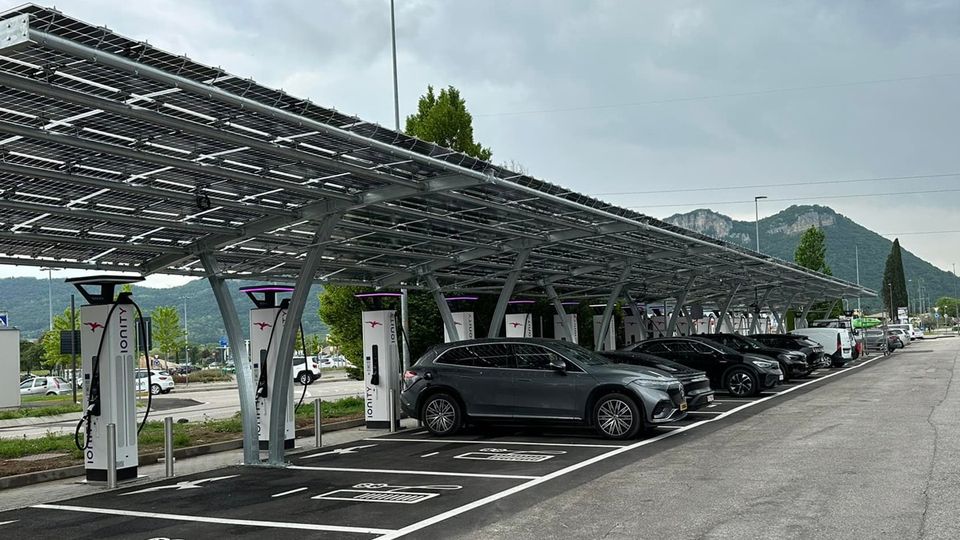 Inaugurata ad Affi la più grande stazione Ionity d’Italia