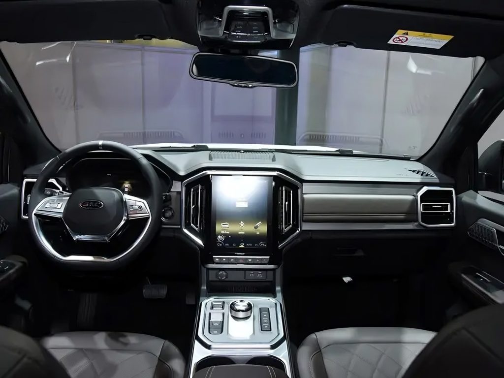 Il pickup Hunter EV sembra pronto a sfidare il Toyota Tacoma. | Elettronauti.it