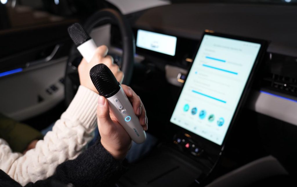 Jaecoo 5 BEV: il SUV elettrico compatto con traino da 750 kg e tecnologia V2L per la vita all’aperto | Elettronauti.it