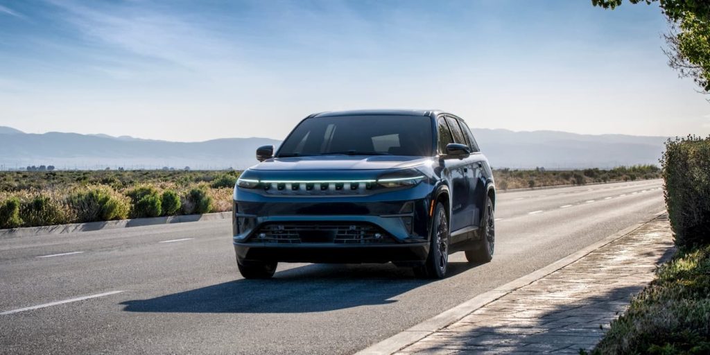 Jeep sfida Rivan e Tesla Cybertruck con il pick-up Gladiator EV | Elettronauti.it