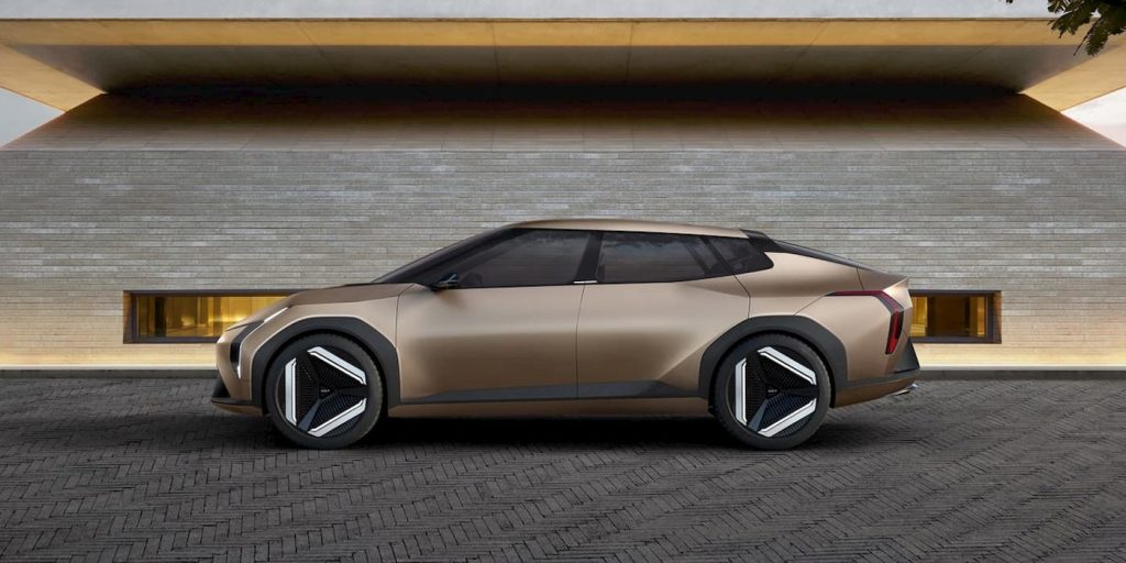 EV4 - KIA per la prima volta svela  il nuovo elegante EV a basso costo  | Elettronauti.it