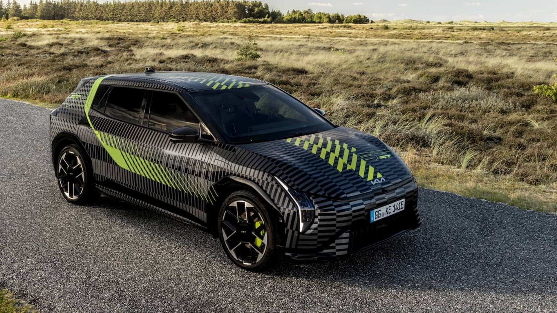 Kia EV4 GT: primo hot hatch elettrico con design “GT Wrap”