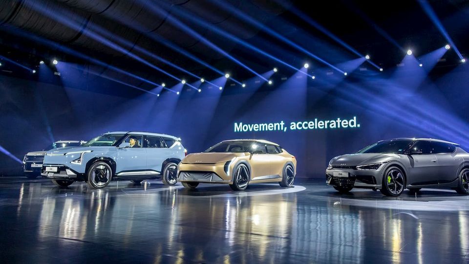 Kia EV3 ed EV4 si preparano alla produzione dopo il primo aggiornamento dell'impianto EV
