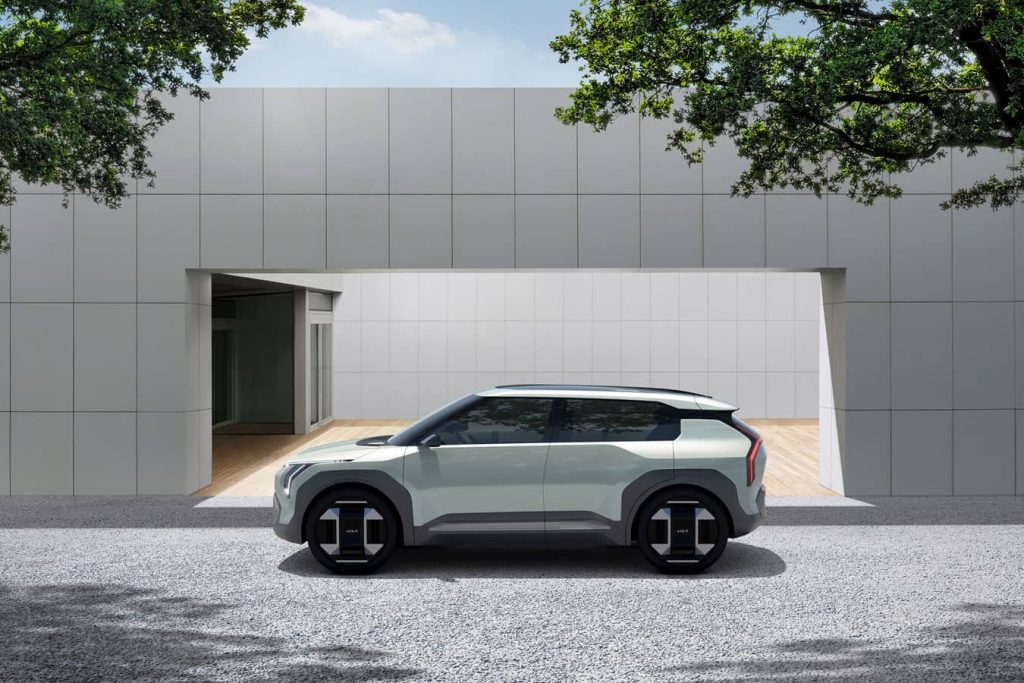 Kia EV3 ed EV4 si preparano alla produzione dopo il primo aggiornamento dell'impianto EV