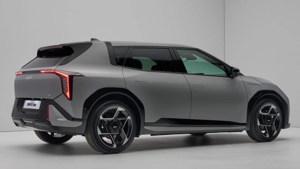 Kia EV4 - la nuova compatta elettrica che punta a conquistare il mercato europeo | Elettronauti.it