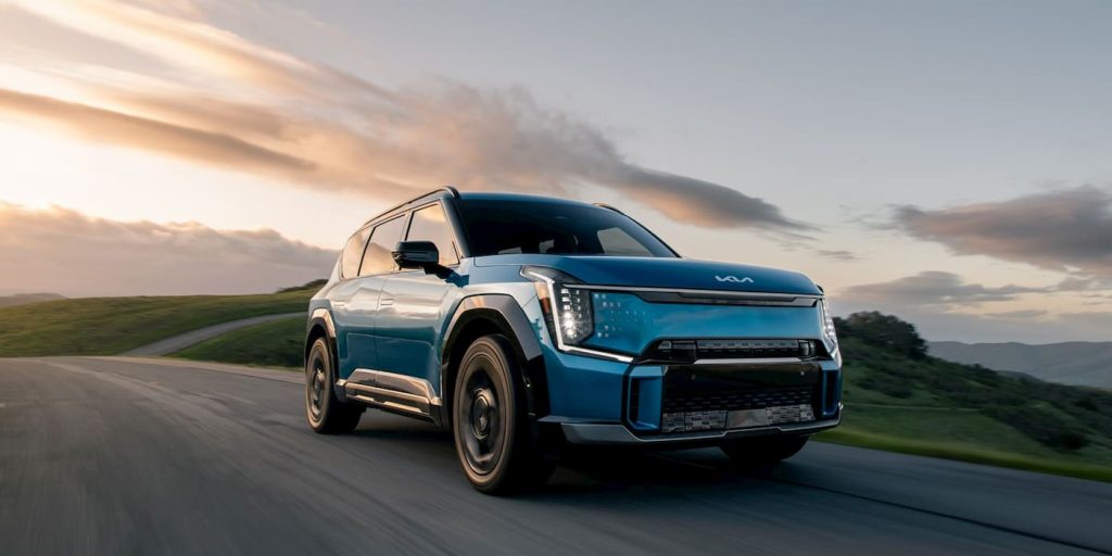 Ecco come Kia sta ridefinendo il suo marchio con il SUV elettrico a tre file EV9 di punta | Elettronauti.it