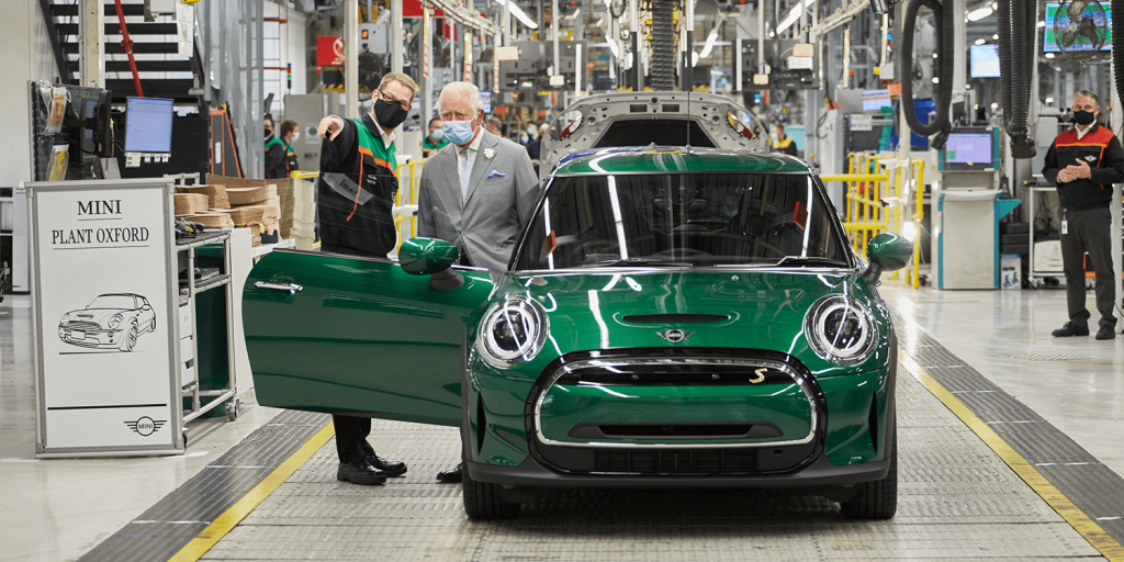 BMW investe oltre 600 milioni di sterline negli stabilimenti Mini di Oxford e Swindon per il futuro elettrico | Elettronauti.it