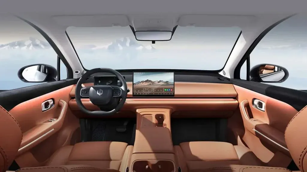 Leapmotor C10 interni| Elettronauti.it