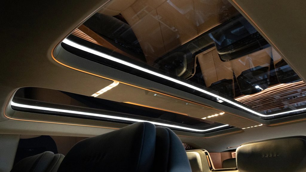 Lexus LS a sei ruote: il nuovo “Luxury Space” elettrico | Elettronauti.it