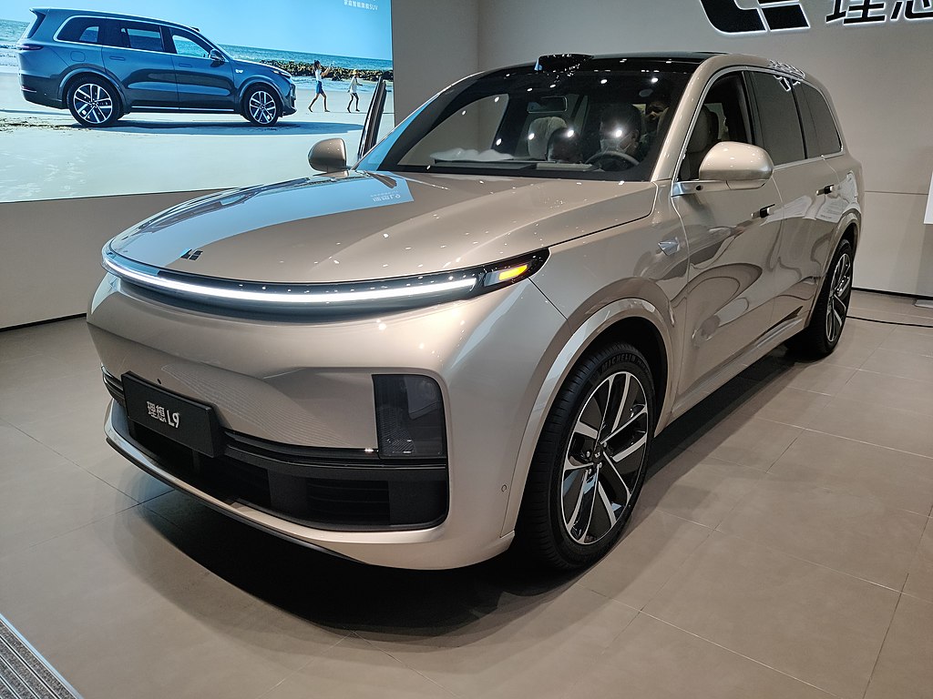Li L9 è il luxury SUV ibrido da sei posti che rappresenta il modello flagship ad oggi| Elettronauti.it