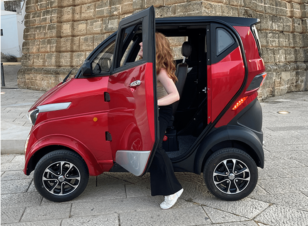 La famiglia delle microcar si allarga grazie a LIKE ed EKO | Elettronauti.it