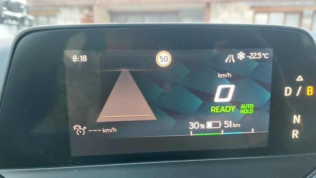 Il Falso Allarme sulle Vetture Elettriche Bloccate a Chicago: Fake News e Verità | Elettronauti.it