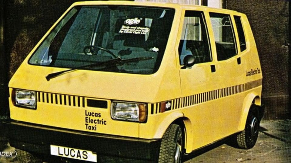 lucas taxi elettrico Anteriore