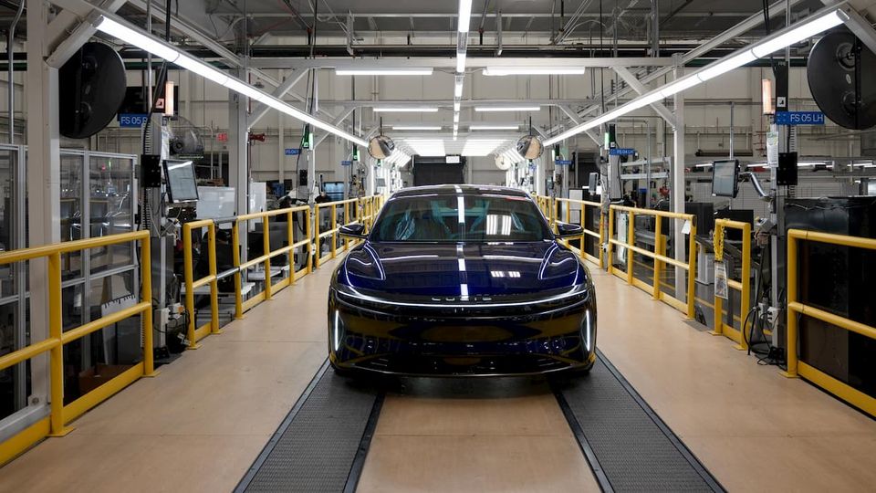 Svelate le specifiche finali della Lucid Air Sapphire con oltre 1.200 CV, da 0 a 100 km/h in 1,89 secondi