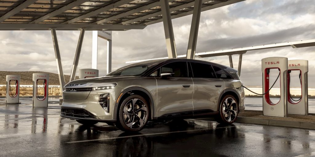 Lucid Registra una Crescita nelle Vendite Grazie al Lancio del SUV Elettrico Gravity | Elettronauti.it