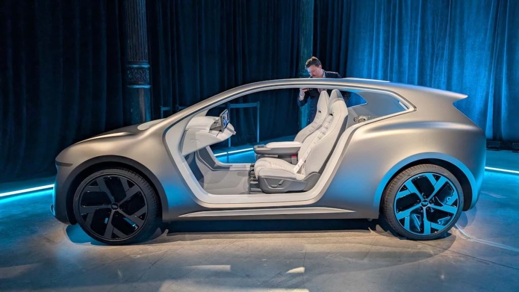 Lucid Lunar: robotaxi elettrico sfida Tesla Cybercab | Elettronauti.it