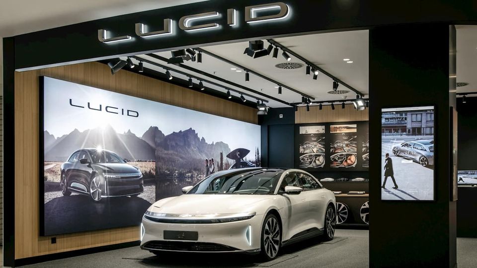 Il titolo Lucid (LCID) crolla mentre il produttore di veicoli elettrici perde un dirigente chiave.