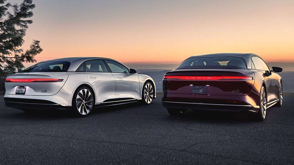 Lucid Air Due Modelli Posteriori